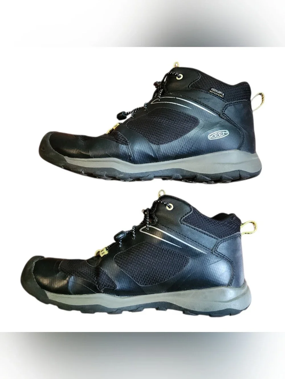 KEEN Kids' Wanduro Mid Waterproof Hiking Boots Unisex Size 6 Girls Boys Trail